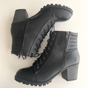 Women Lug Sole Chunky Block Heel Combat Lace up Ankle Booties